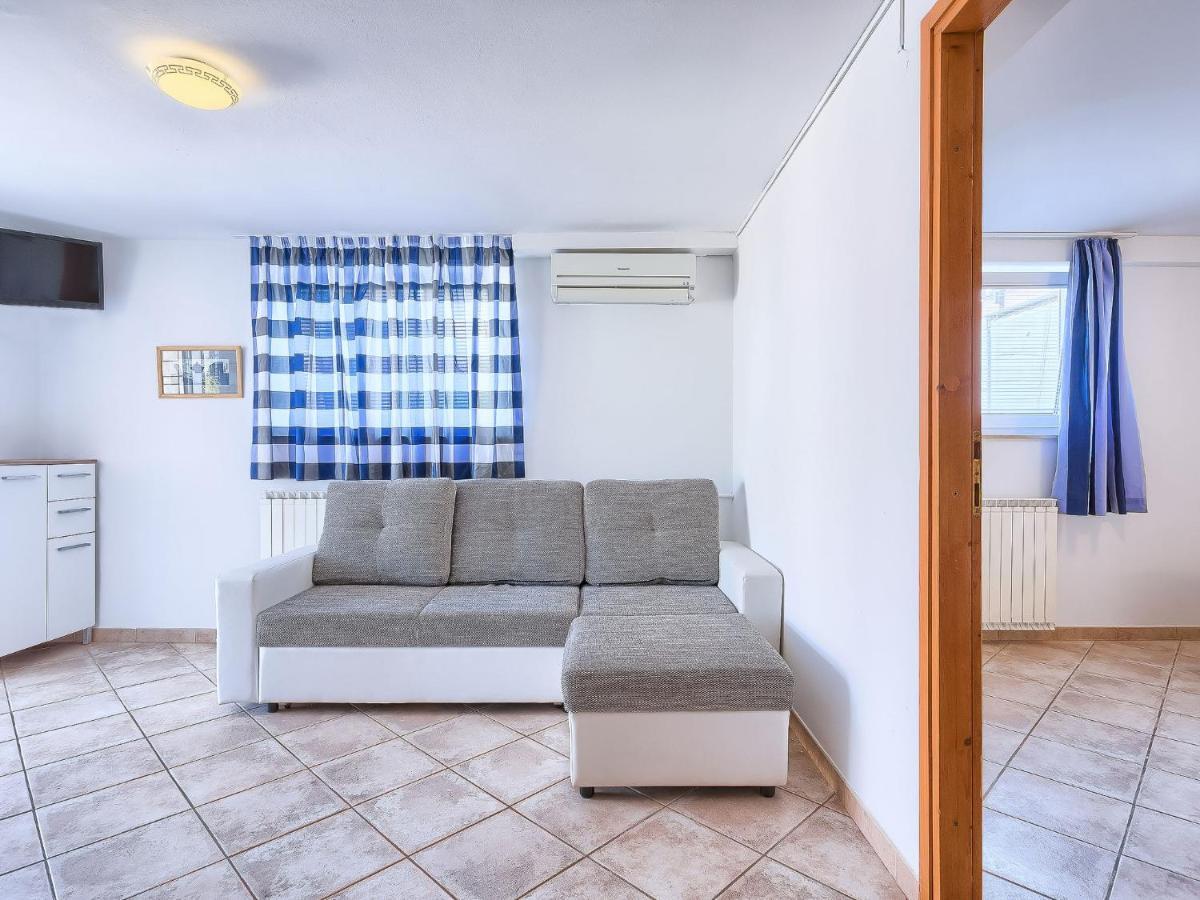 Apartman Nika-4 By Interhome